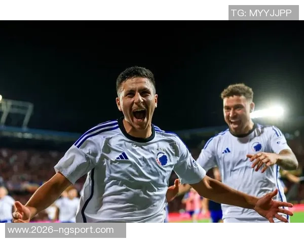 比利亚雷亚尔将在欧冠赛前隆重颁发金质奖章给罗德里 比利亚雷亚尔将在欧冠赛前隆重颁发金质奖章给罗德里